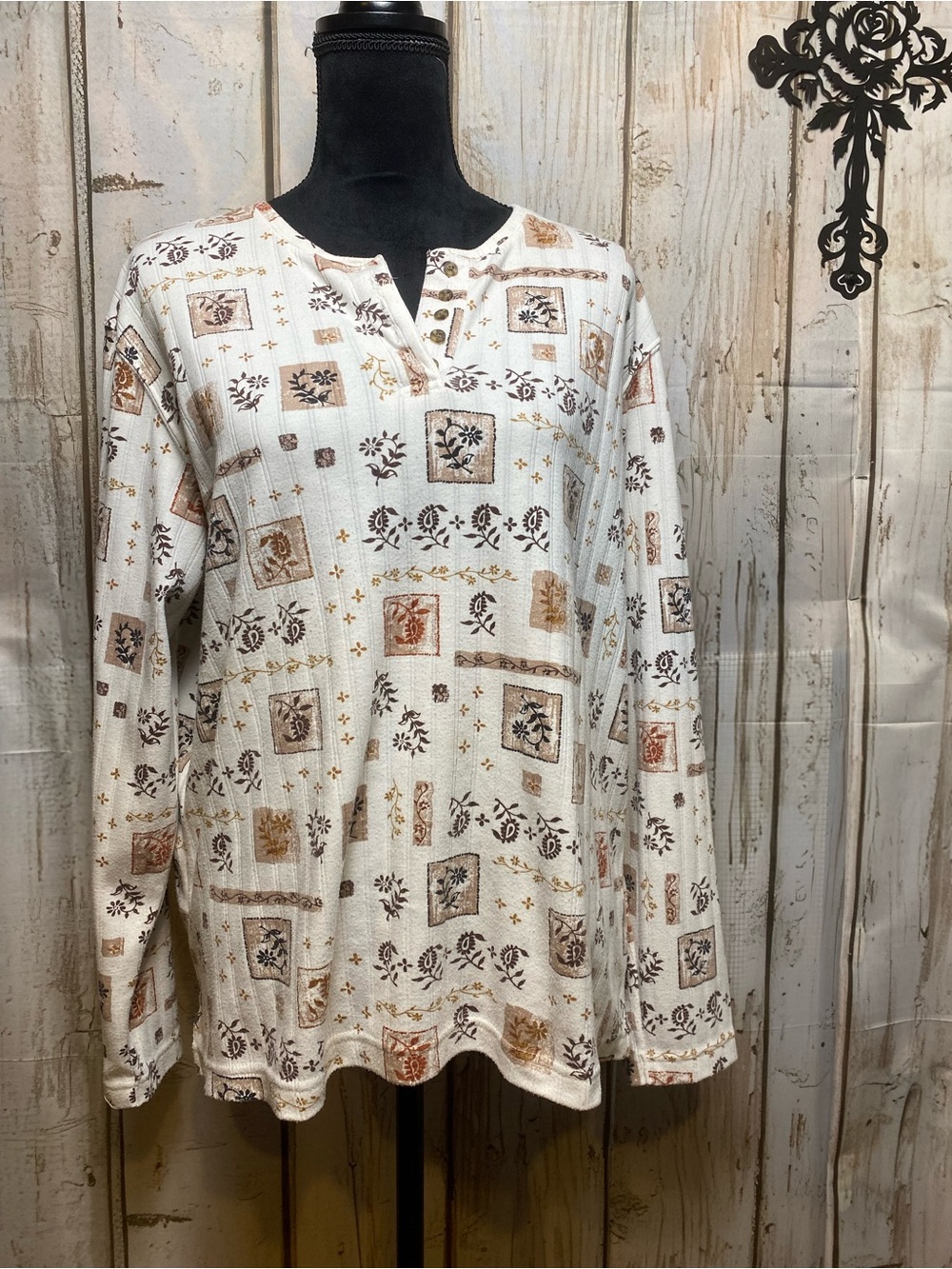 Classic Elements Cream Long-Sleeve Henley with Brown Fall Floral Print Sz-XL